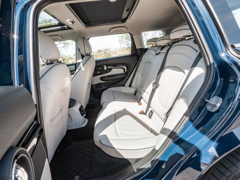 Used 2019 MINI Cooper Clubman S image 17