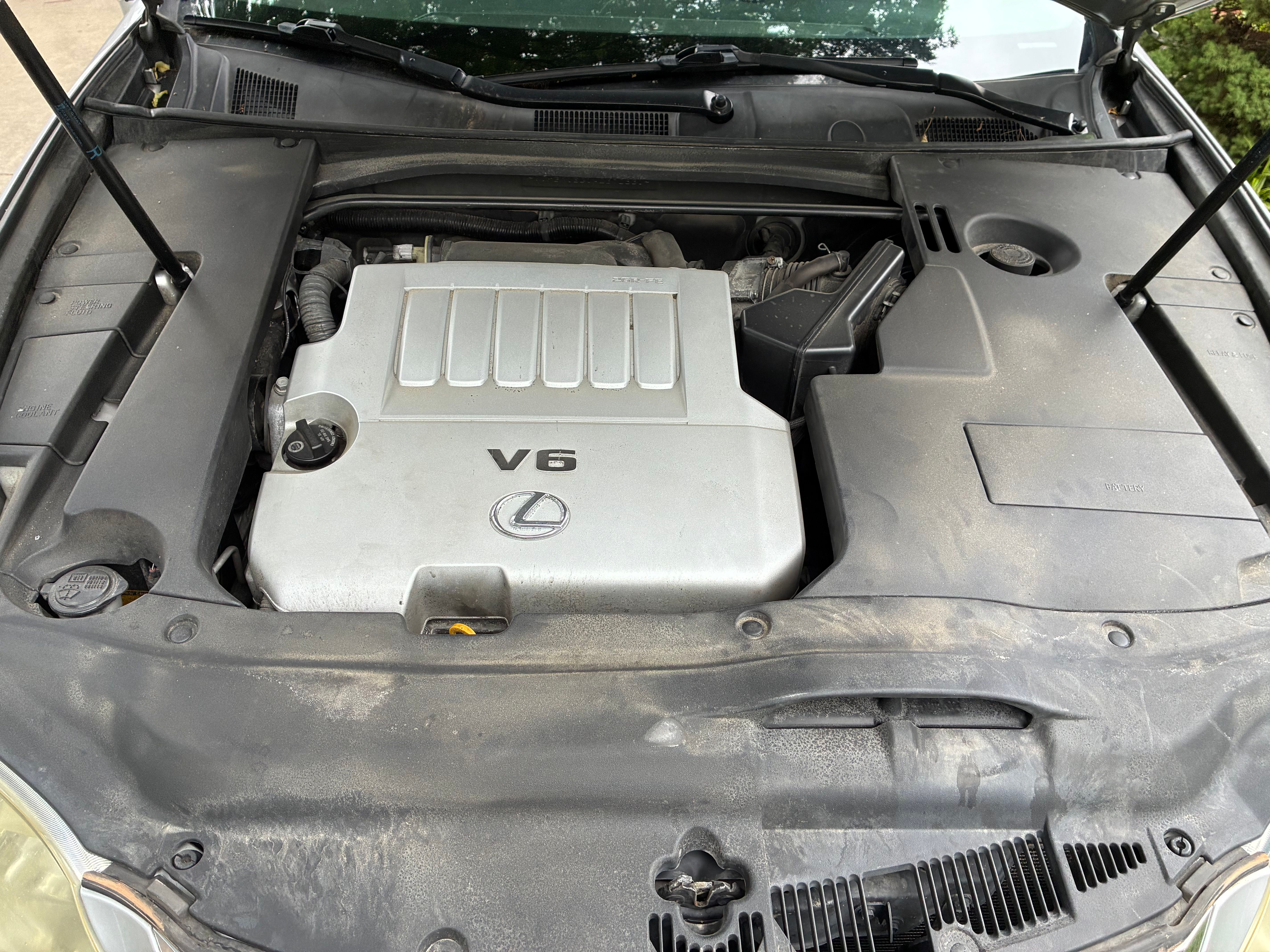 Used 2010 Lexus ES 350 FWD image 2