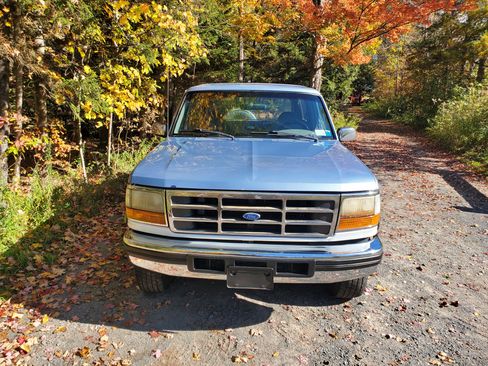 Used 1996 Ford Bronco image 5