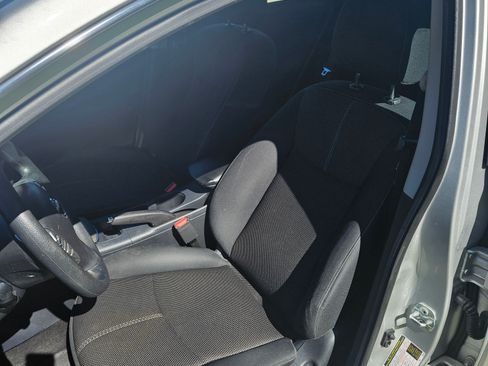 Used 2015 Nissan Sentra S image 8