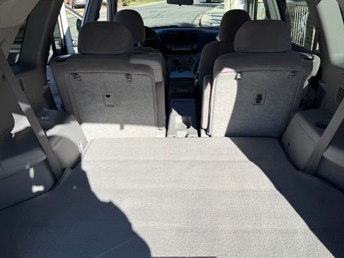 Used 2009 Toyota Highlander 2WD image 8