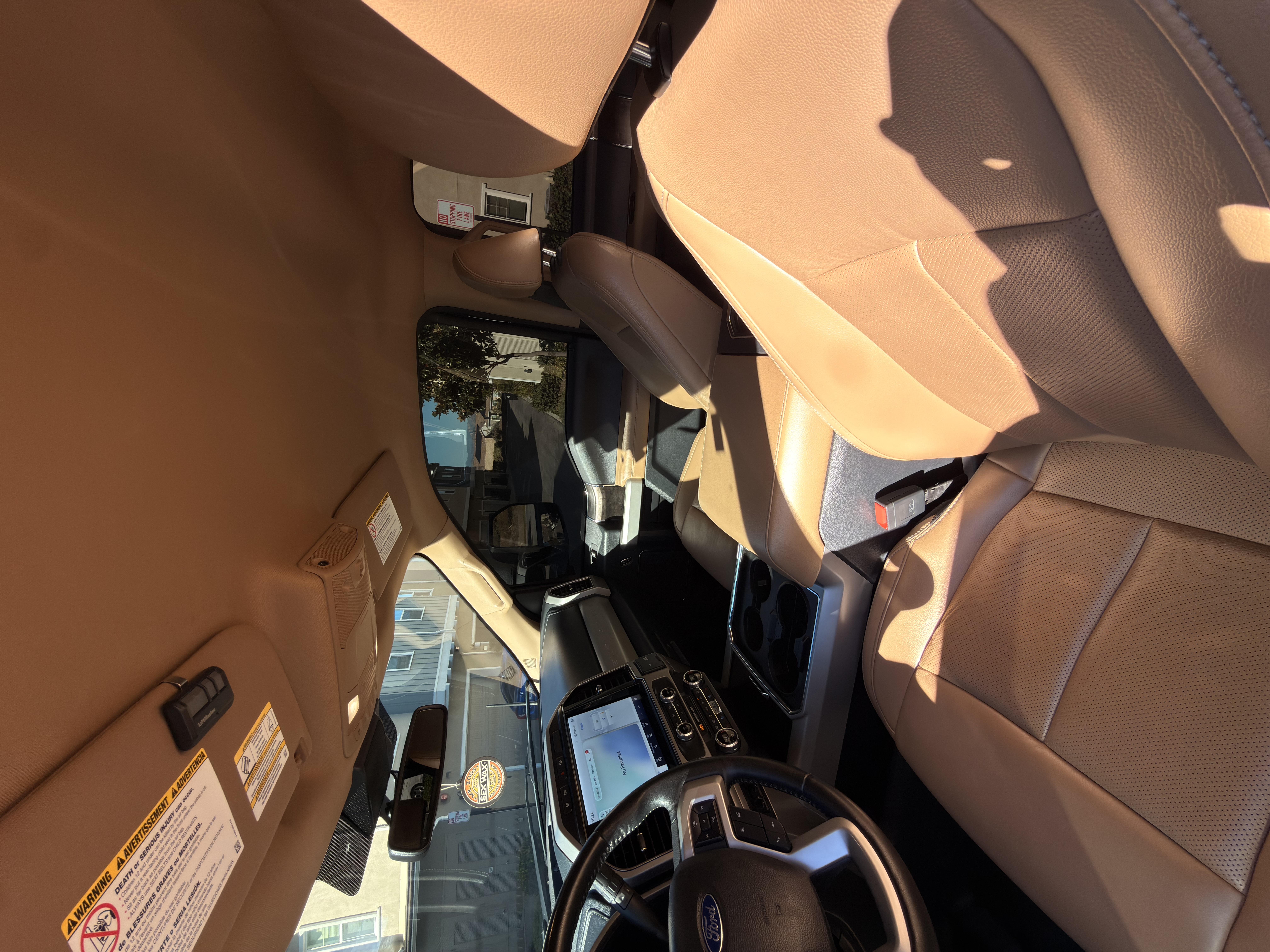 Used 2022 Ford F250 Lariat w/ Lariat Value Package AWD/4WD image 16