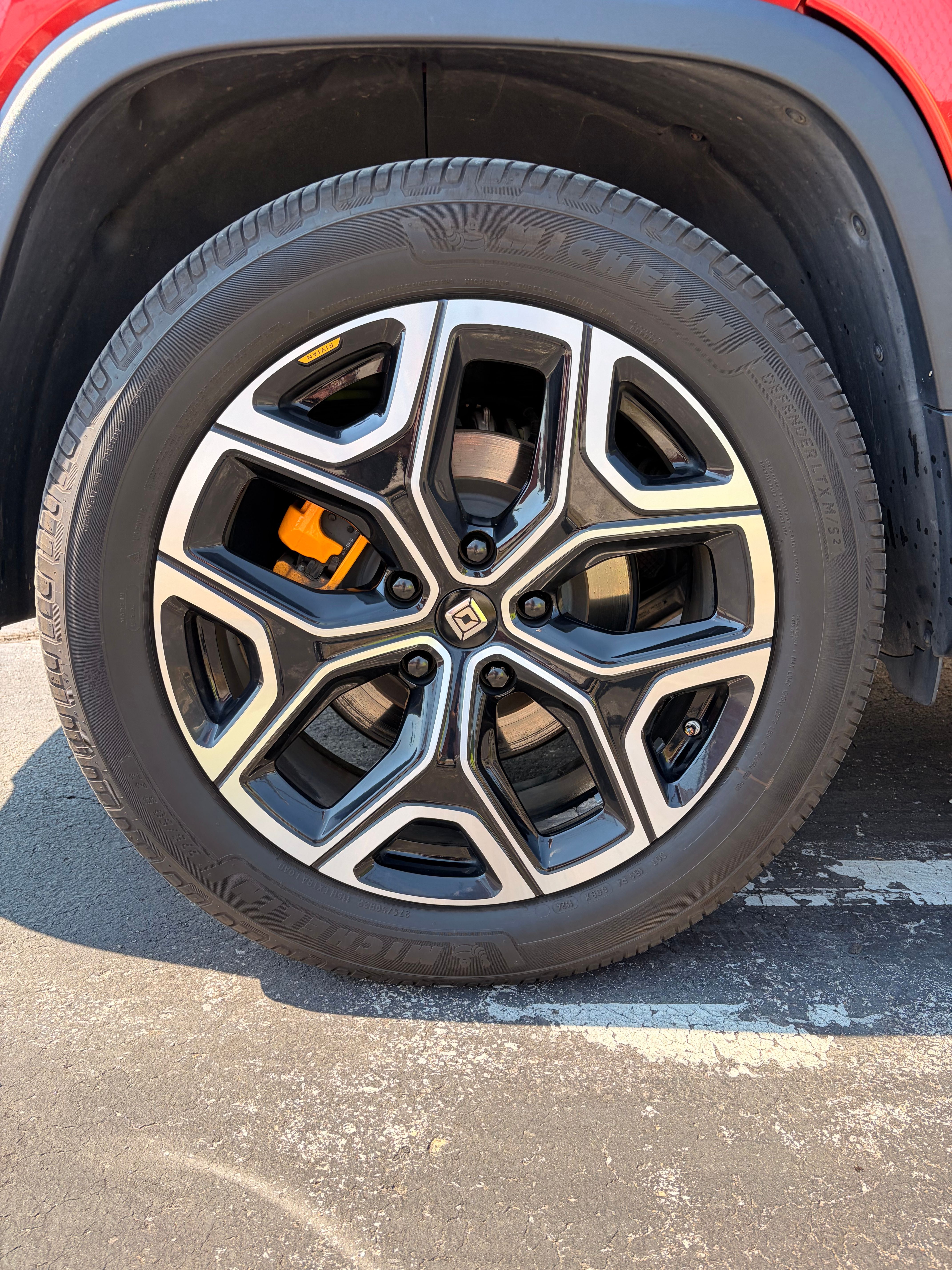 Used 2022 Rivian R1T Launch Edition AWD/4WD image 28