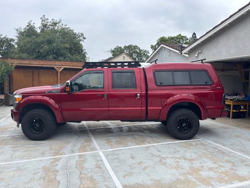 Used 2014 Ford F350 Platinum w/ FX4 Off-Road Package AWD/4WD image 15