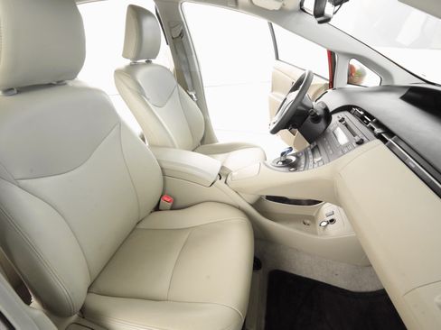 Used 2011 Toyota Prius Two image 4