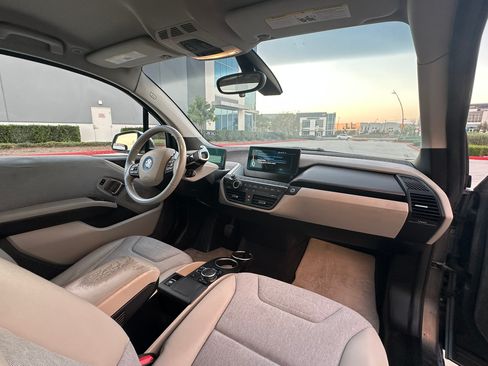 Used 2015 BMW i3 w/ Range Extender image 29