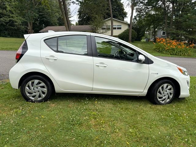 Used 2015 Toyota Prius C Two FWD image 2