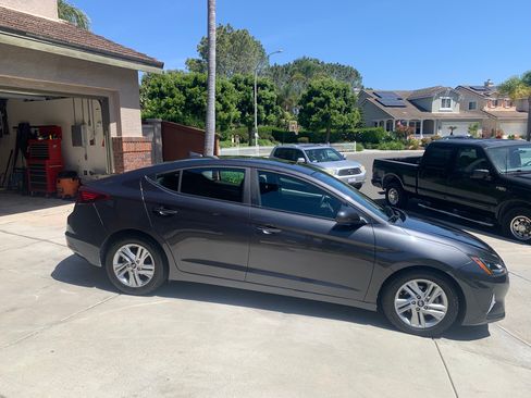 Used 2020 Hyundai Elantra Value Edition w/ Cargo Package (C1) image 6