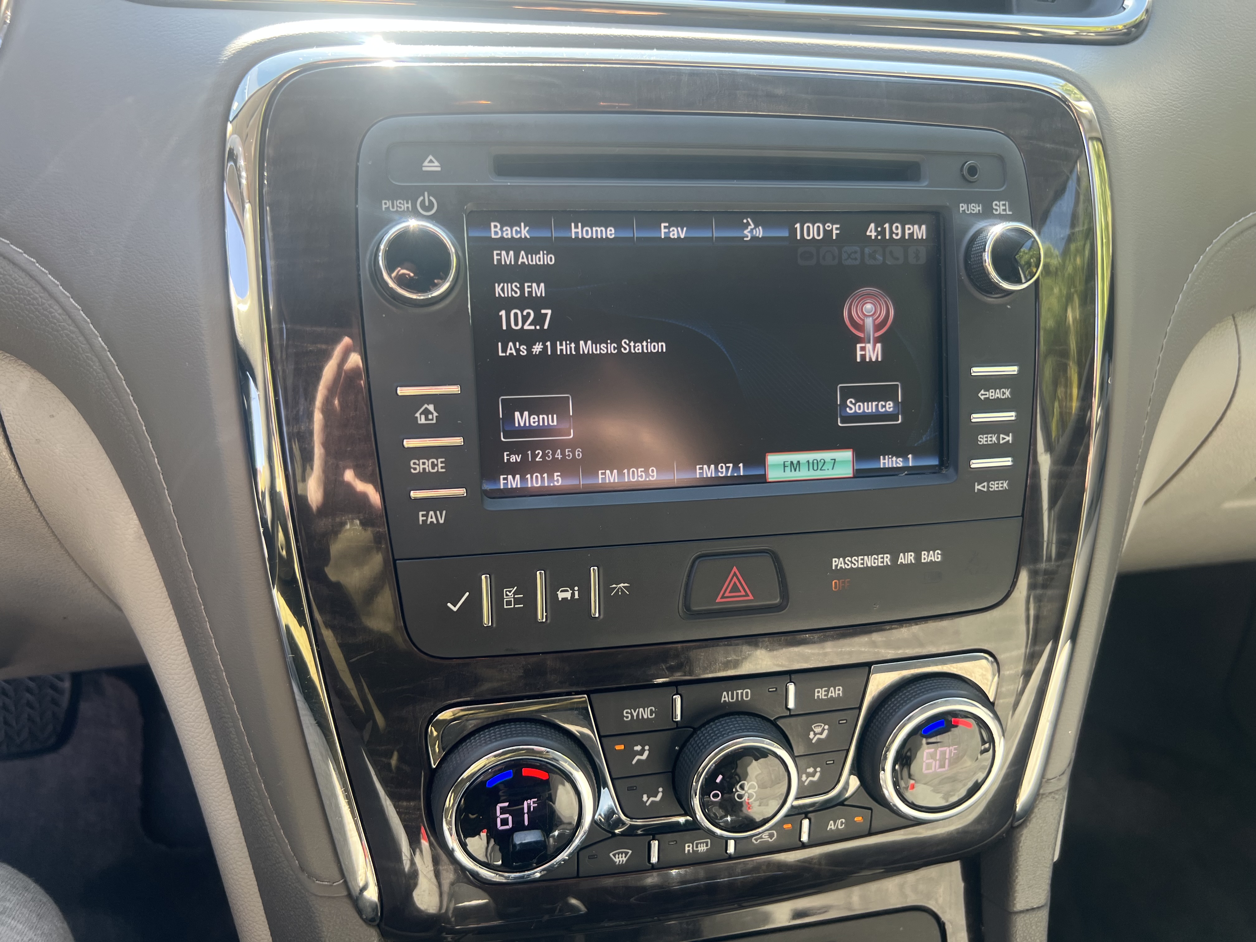 Used 2015 Buick Enclave Convenience FWD image 31