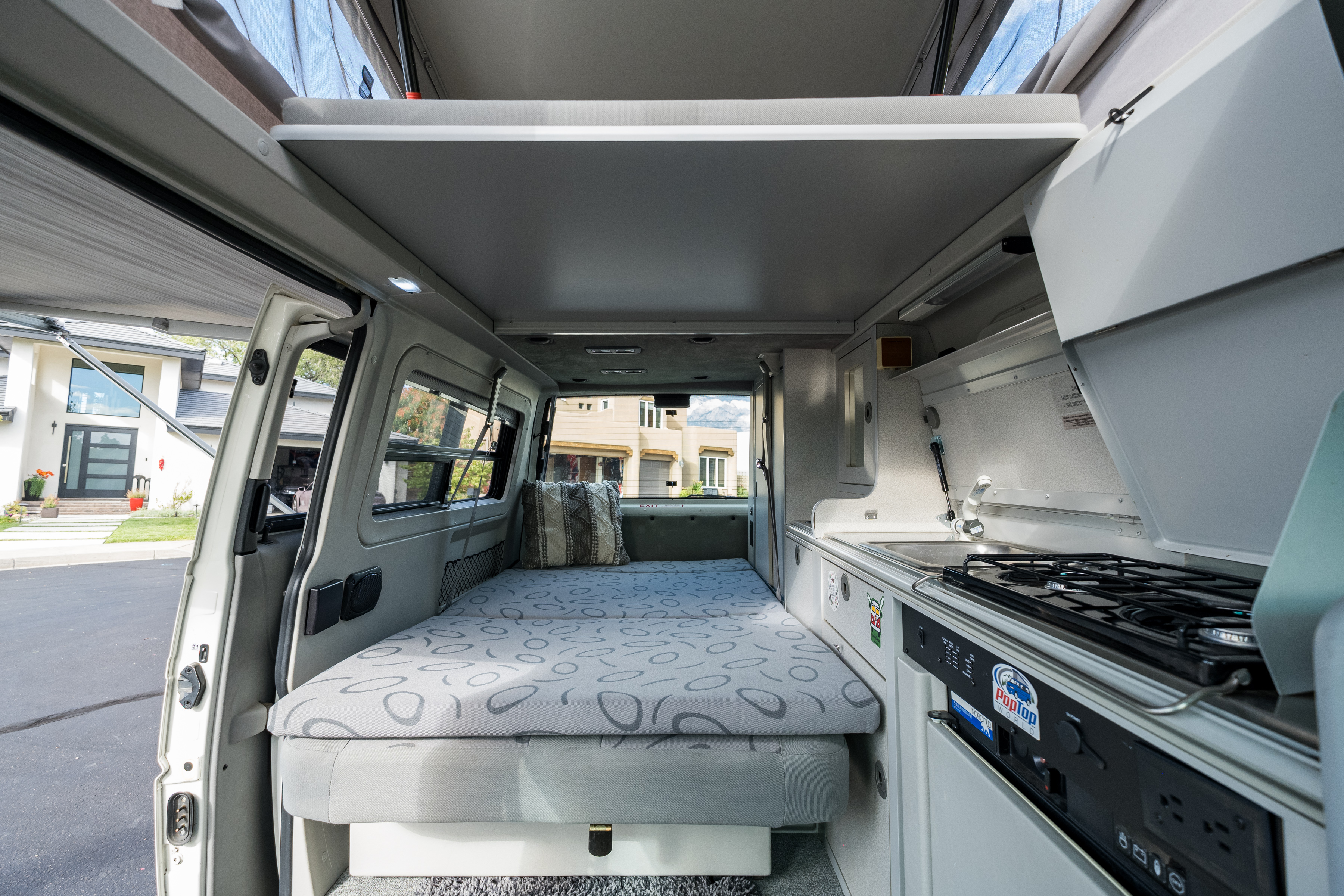Used 2003 Volkswagen Eurovan Camper FWD image 4