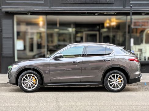 Used 2018 Alfa Romeo Stelvio Ti Lusso image 1