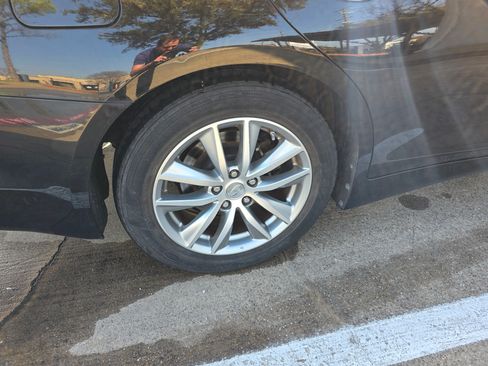 Used 2015 INFINITI Q50 Premium w/ Navigation Package image 10