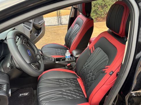 Used 2017 Ford Focus S image 6