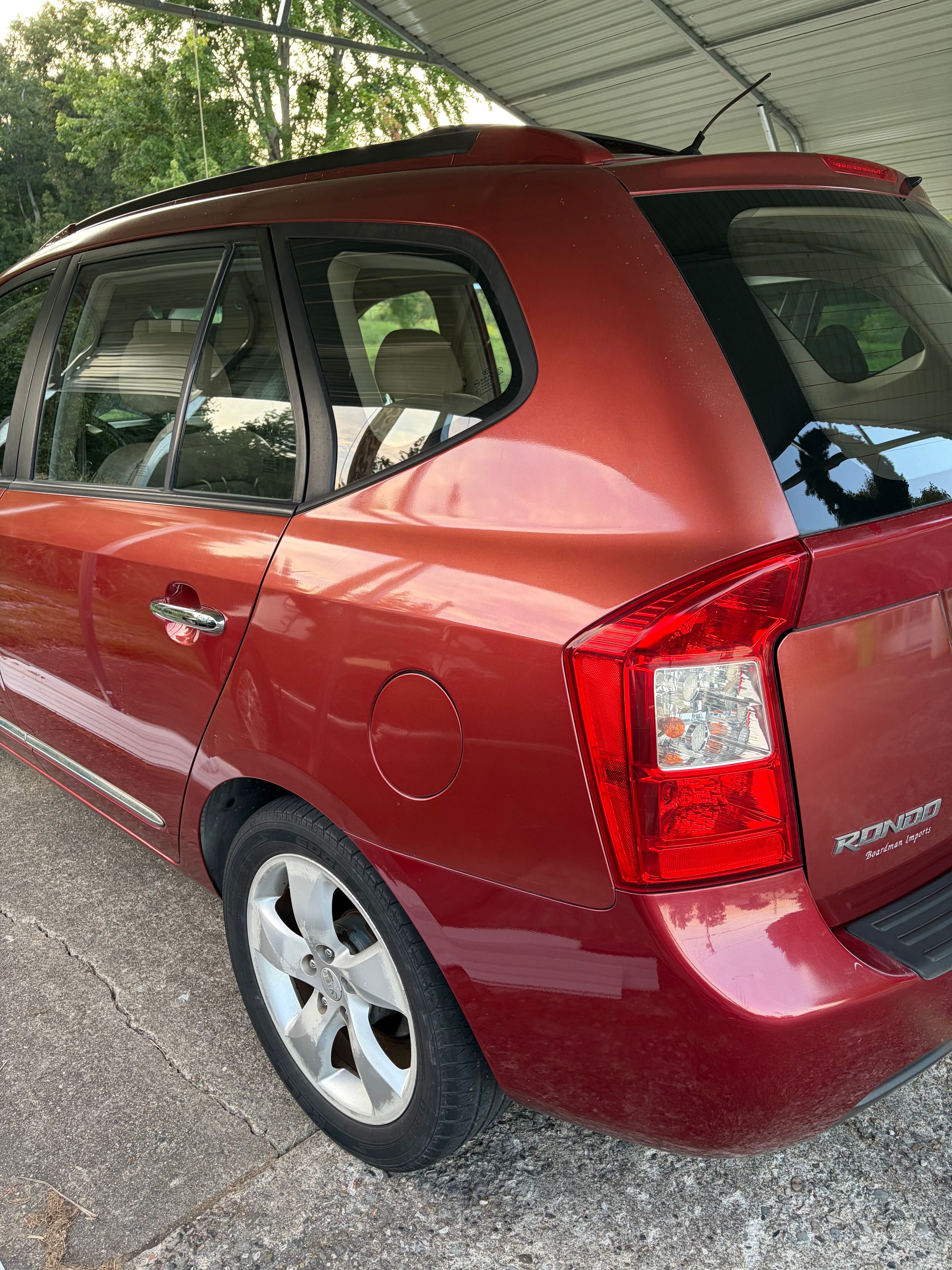 Used 2007 Kia Rondo EX w/ Premium Pkg FWD image 24