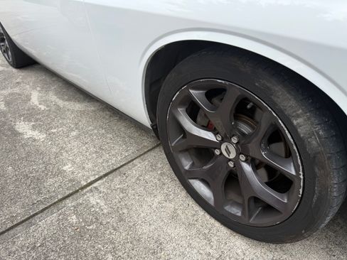 Used 2018 Dodge Challenger SXT Plus image 10