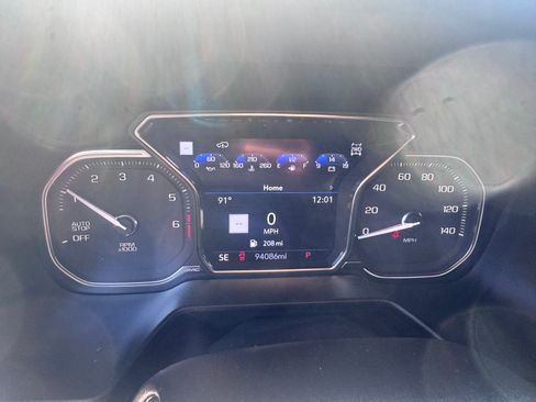 Used 2021 GMC Yukon AT4 w/ AT4 Premium Plus Package image 12