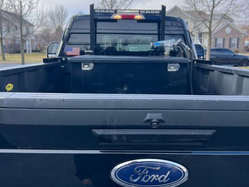 Used 2022 Ford F350 XL w/ Power Equipment Group image 9