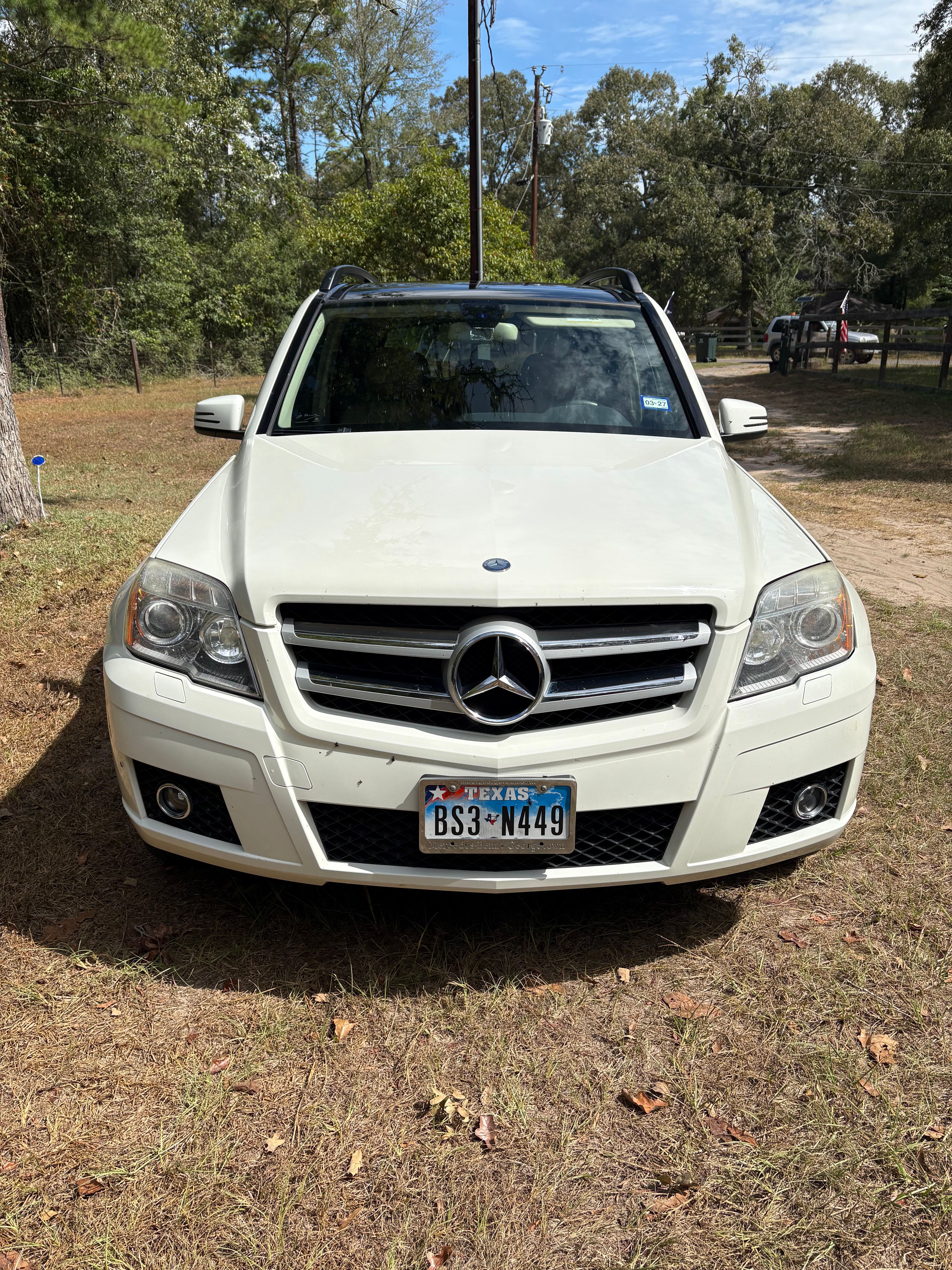 Used 2010 Mercedes-Benz GLK 350 2WD image 2