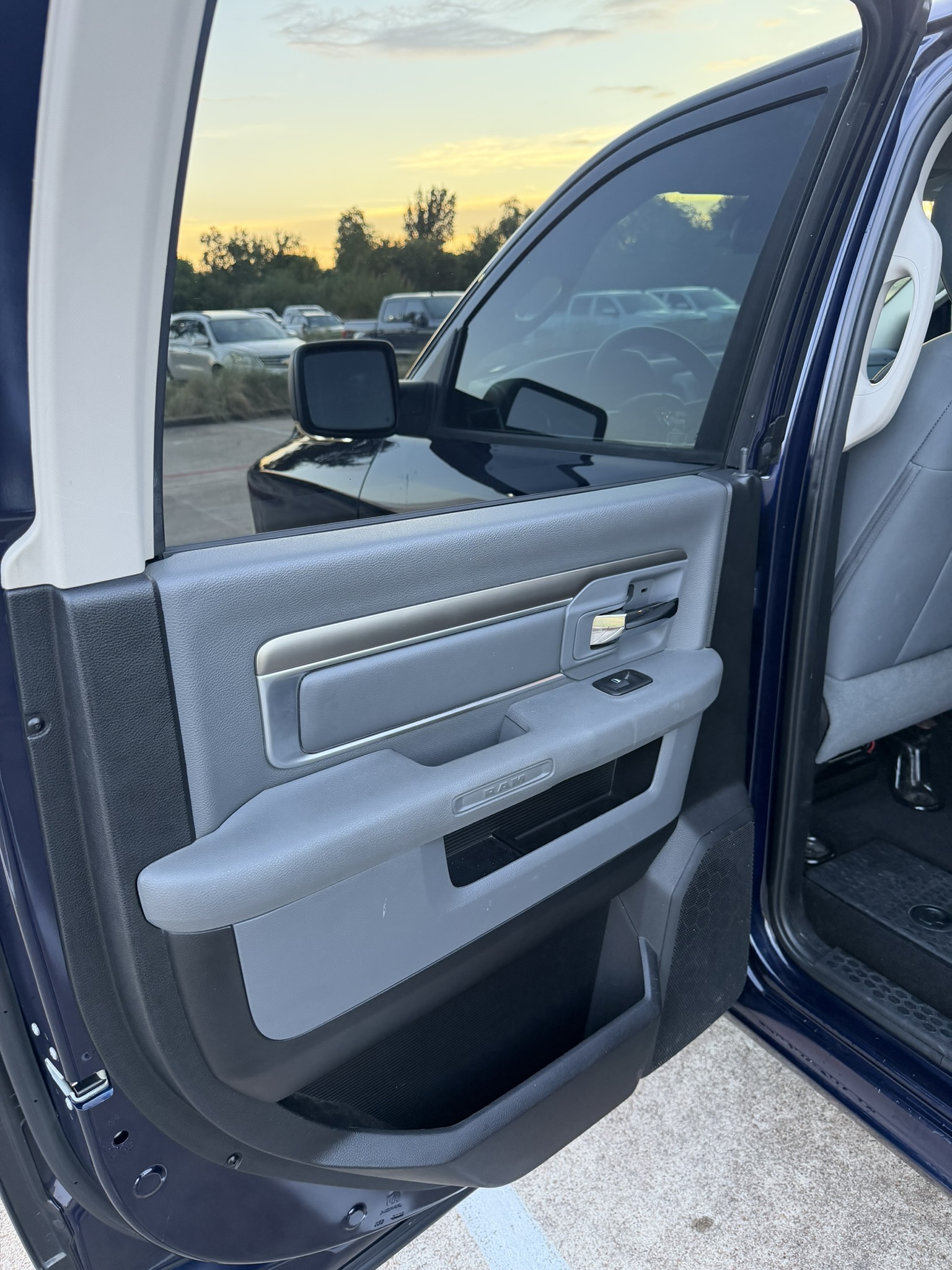 Used 2016 RAM 1500 Lone Star RWD image 24