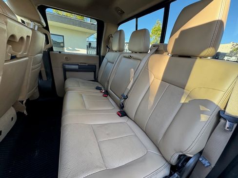 Used 2011 Ford F250 Lariat w/ Lariat Ultimate Pkg image 16