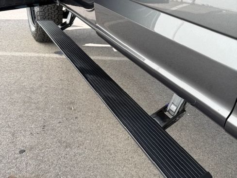 Used 2018 Ford F150 XLT w/ Equipment Group 302A Luxury image 11