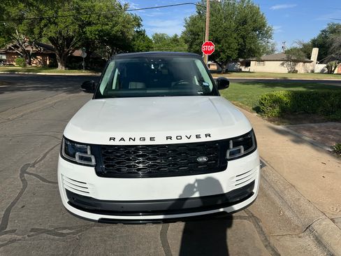 Used 2020 Land Rover Range Rover HSE image 8