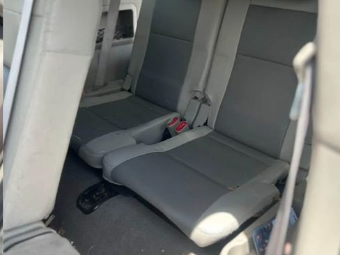 Used 2006 Ford Explorer XLT image 8