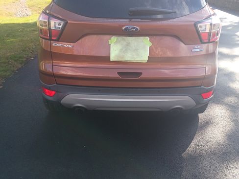 Used 2017 Ford Escape SE image 8