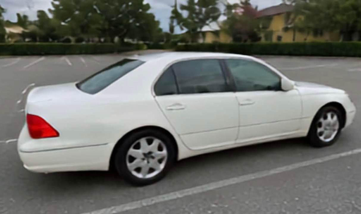 Used 2003 Lexus LS 430 RWD image 5