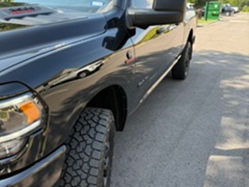 Used 2024 RAM 2500 Laramie w/ Night Edition AWD/4WD image 10