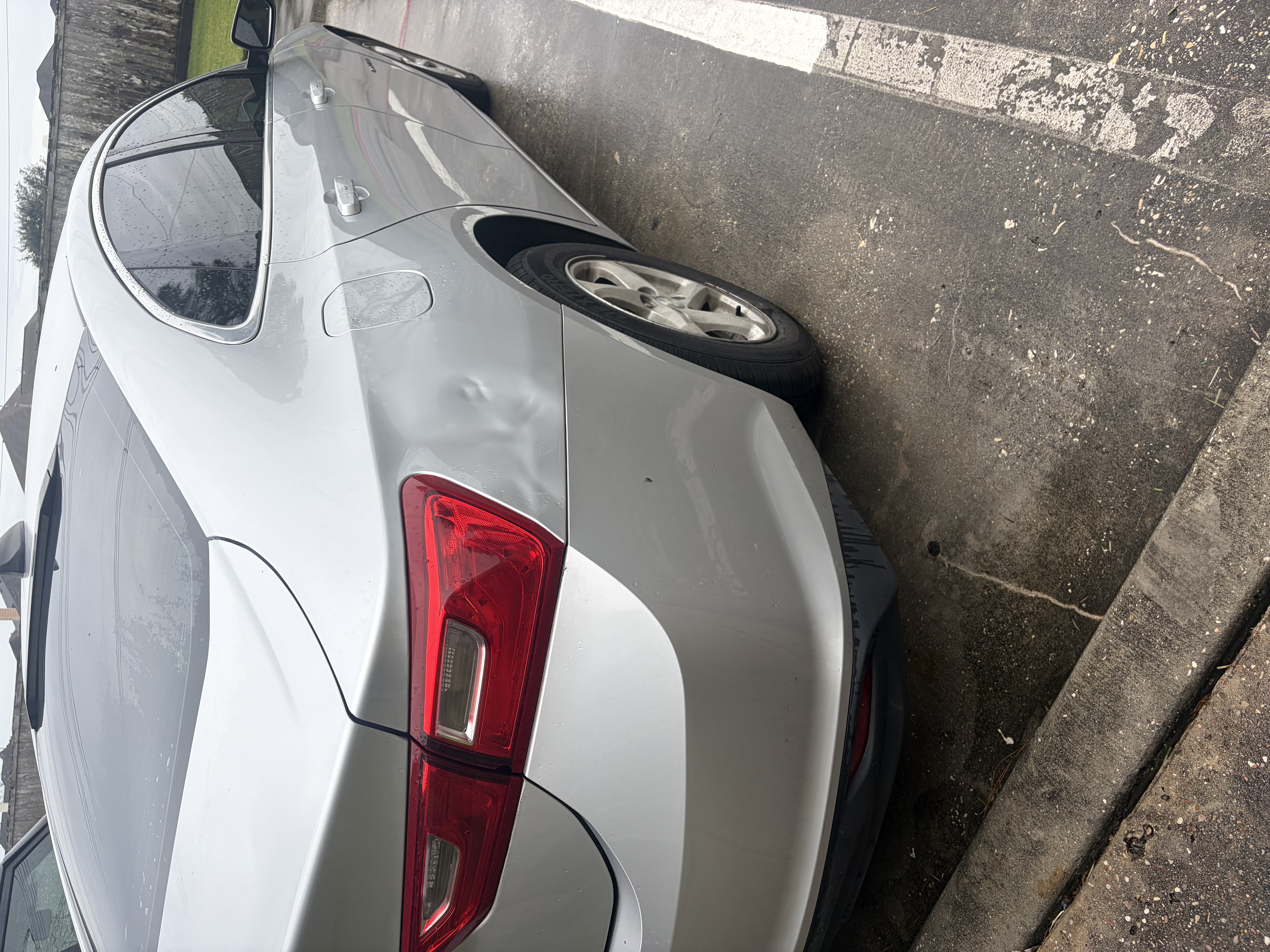 Used 2018 Chevrolet Malibu LS FWD image 9