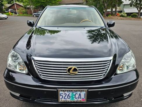Used 2005 Lexus LS 430 RWD image 4