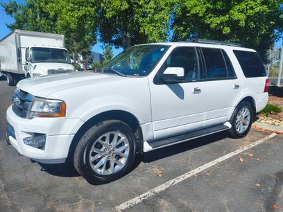 Used 2017 Ford Expedition Limited