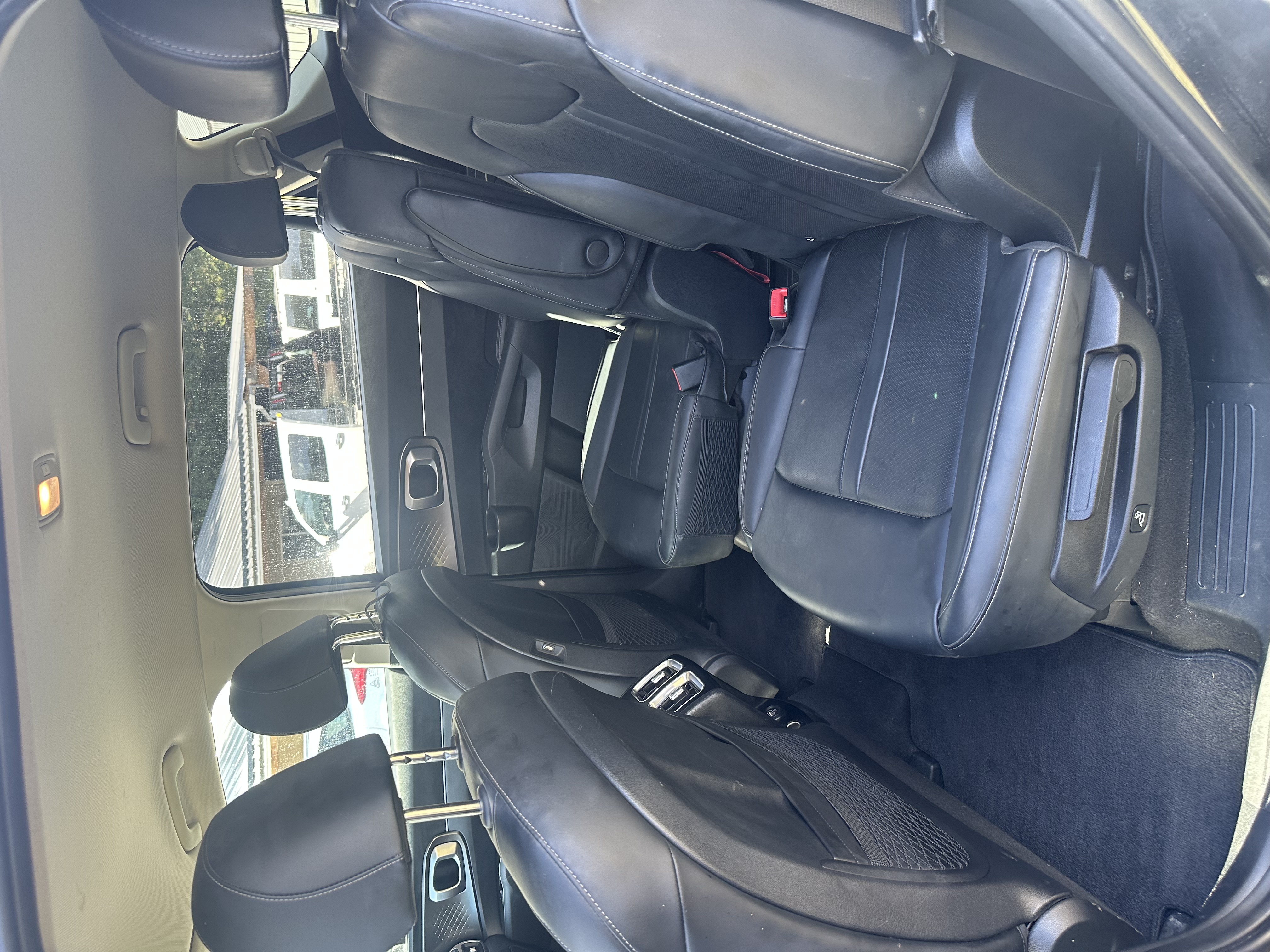 Used 2024 Kia Sorento EX AWD/4WD image 10