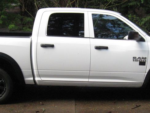 Used 2014 RAM 1500 Tradesman w/ Popular Equipment Group image 9