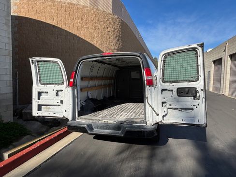 Used 2020 Chevrolet Express 2500 Extended w/ Driver Convenience Package image 6