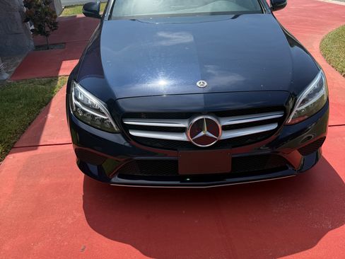 Used 2019 Mercedes-Benz C 300 4MATIC Sedan image 5