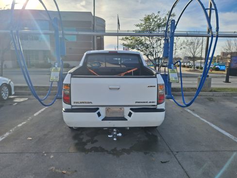 Used 2006 Honda Ridgeline RTS image 10