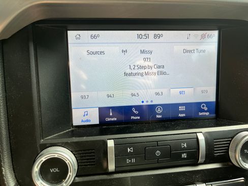 Used 2020 Ford Mustang GT Premium RWD image 28