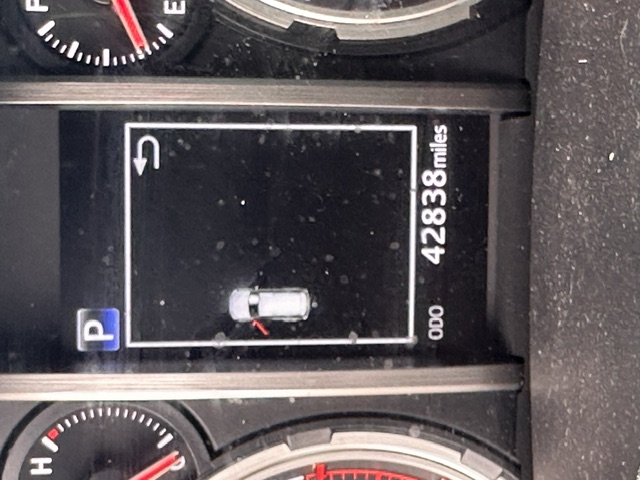 Used 2022 Toyota 4Runner TRD Off-Road Premium AWD/4WD image 13