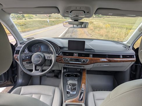 Used 2017 Audi A4 2.0T Premium Plus w/ Premium Plus Package image 11