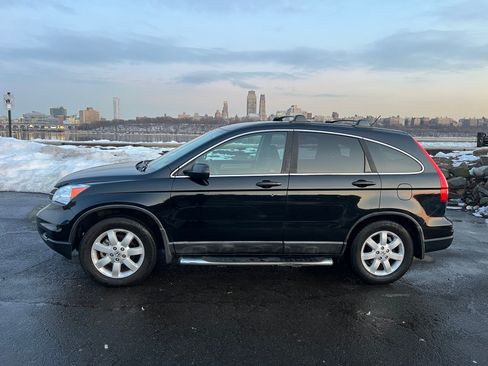 Used 2010 Honda CR-V LX image 2