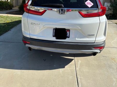 Used 2018 Honda CR-V Touring image 5