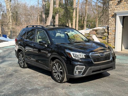Used 2019 Subaru Forester Limited image 10