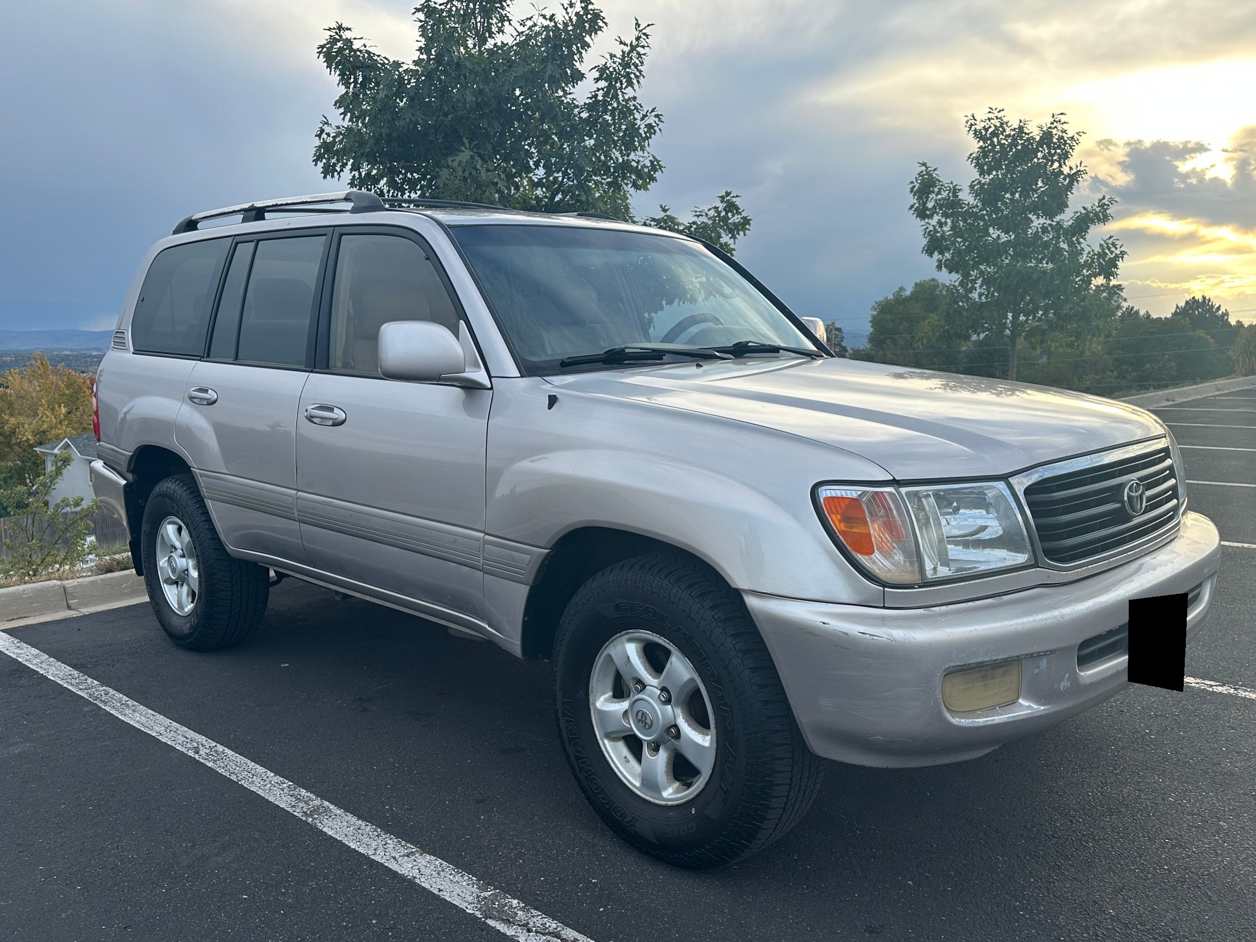 Used 1999 Toyota Land Cruiser AWD/4WD image 2