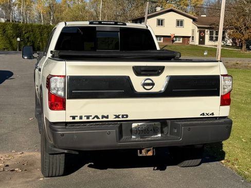 Used 2018 Nissan Titan Platinum Reserve w/ Platinum Utility Package image 4