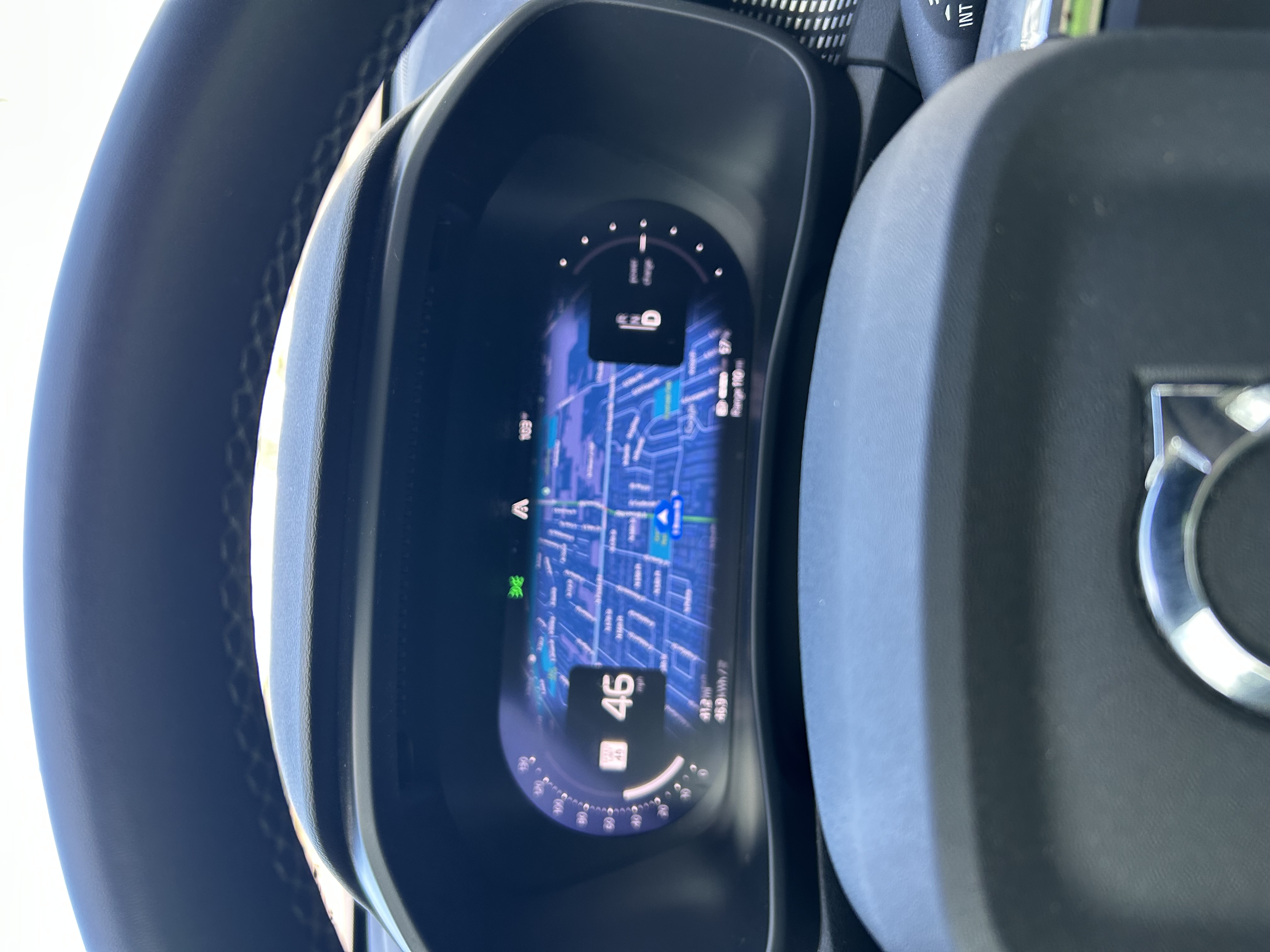 Used 2022 Volvo XC40 P8 Recharge Ultimate AWD/4WD image 12