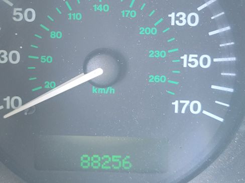 Used 2000 Jaguar XK8 Convertible image 12