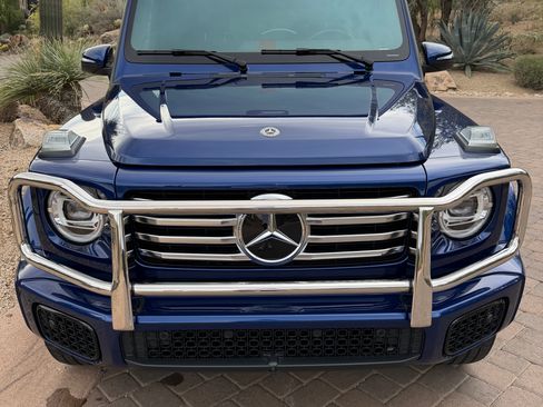 Used 2025 Mercedes-Benz G 550 image 2