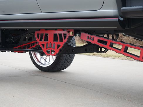 Used 2024 GMC Sierra 2500 AT4 w/ AT4 Premium Plus Package image 19